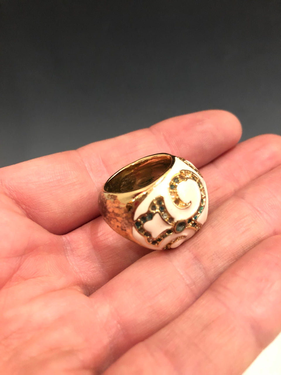 White & Gold Elaborate Ring
