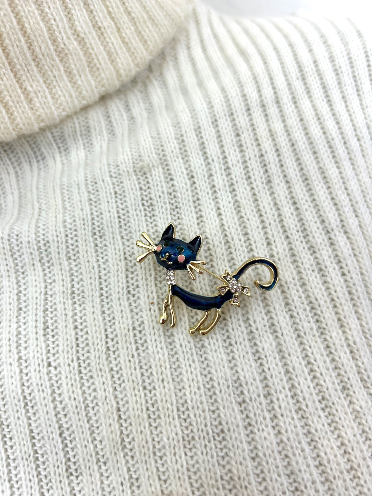 Cat Brooch