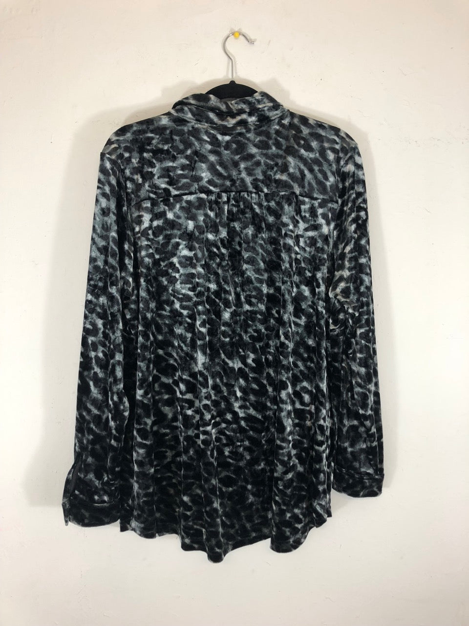 Belle Velvet Grey Leopard Top