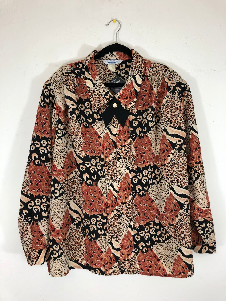 Ship 'n Shore Woman Animal Print Blouse