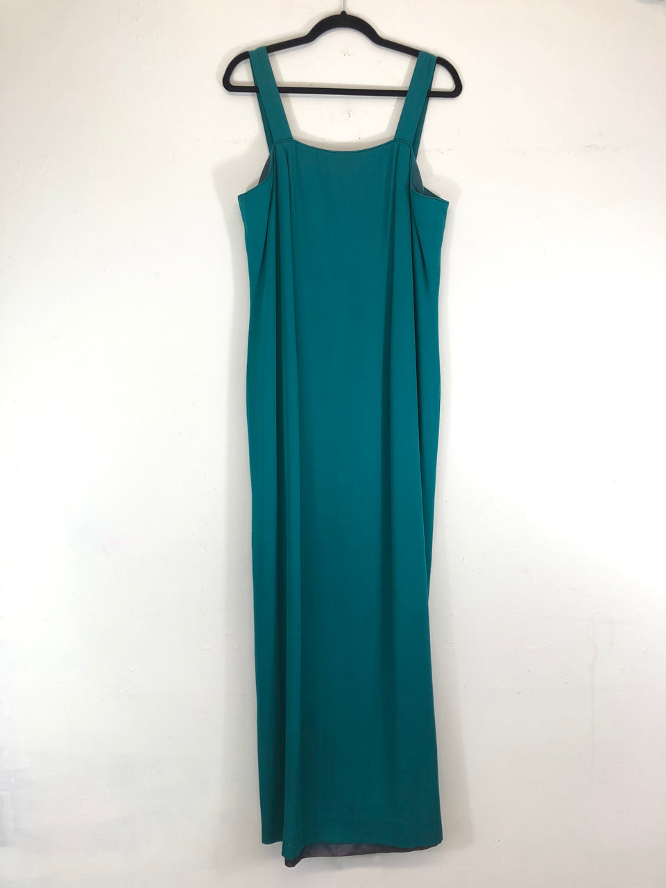 Saks Fifth Avenue Dress (Deadstock) East Village Vintage Collective Saks Fifth Avenue Dress (Deadstock) East Village Vintage Collective