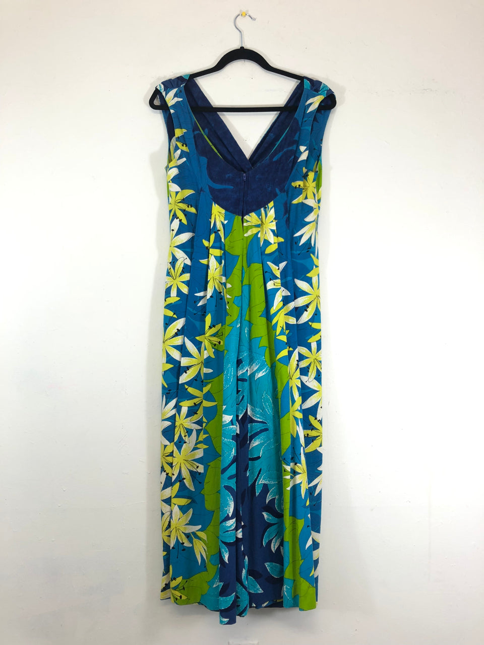 Pacific Isle Hawaiian Dress