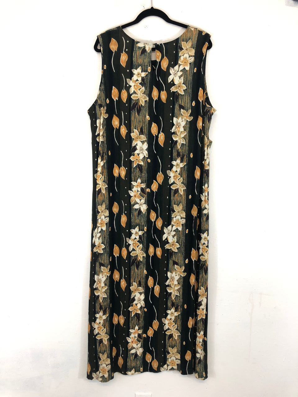 Sag Harbor 90s Maxi Dress