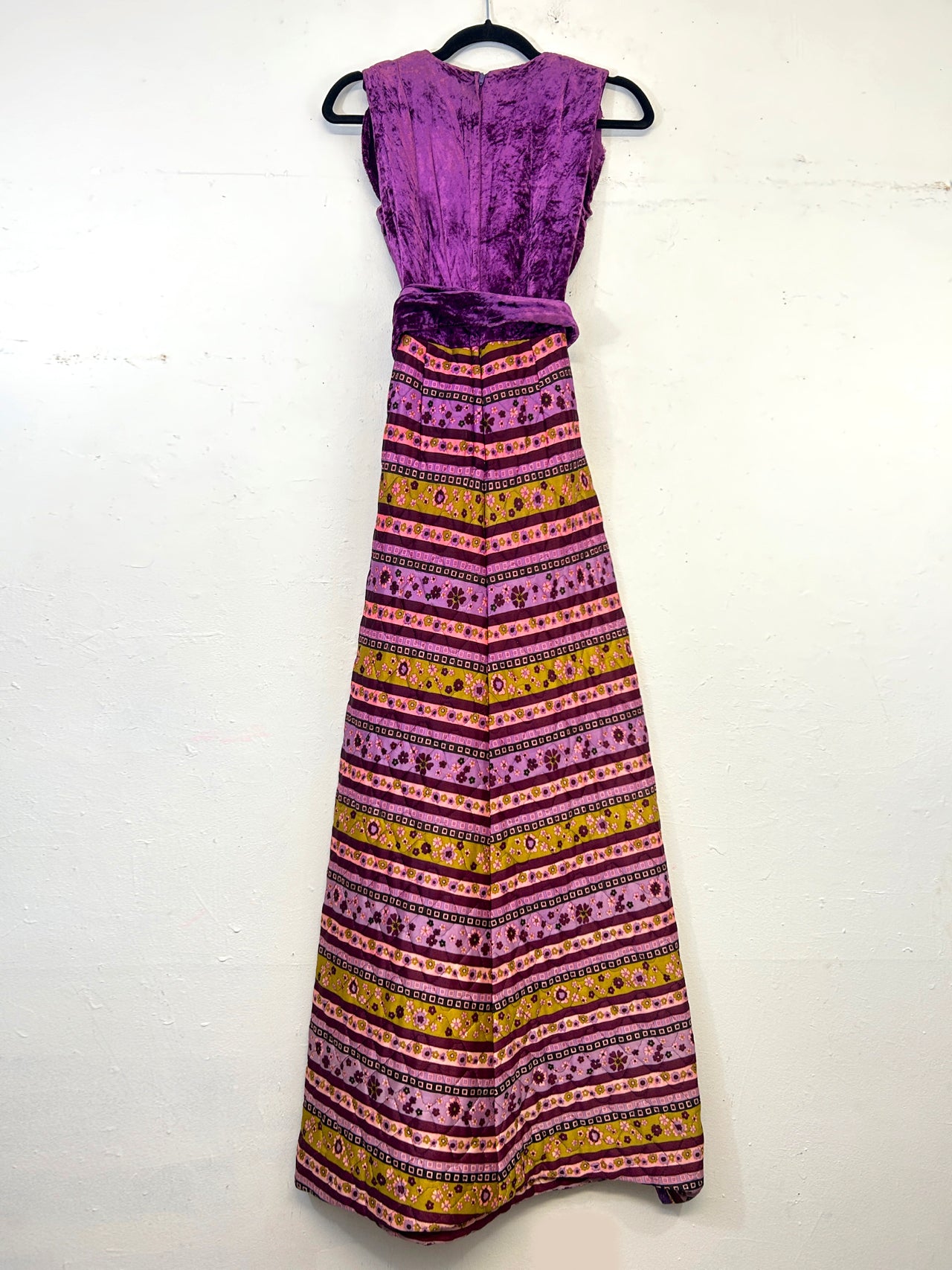 Velvet & Quilted 70s Maxi Dress w/Belt