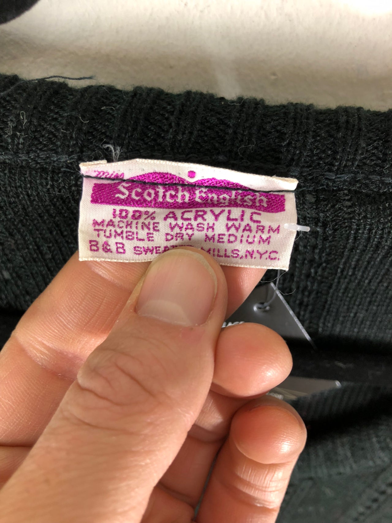 Miss Scotch English Short-Sleeved Belted Sweater - Black (Deadstock)