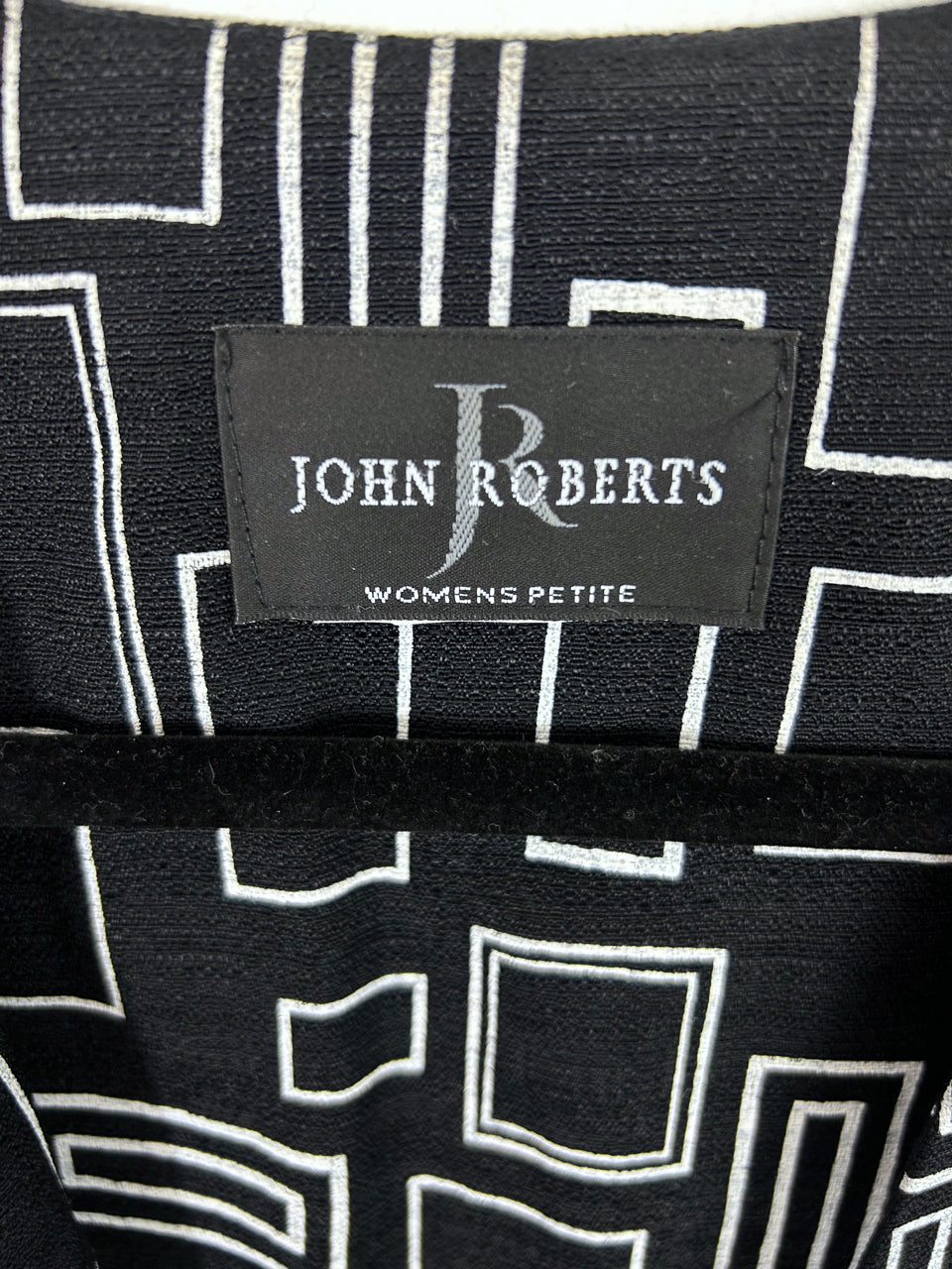 John Roberts Geo Short-Sleeved Duster Jacket