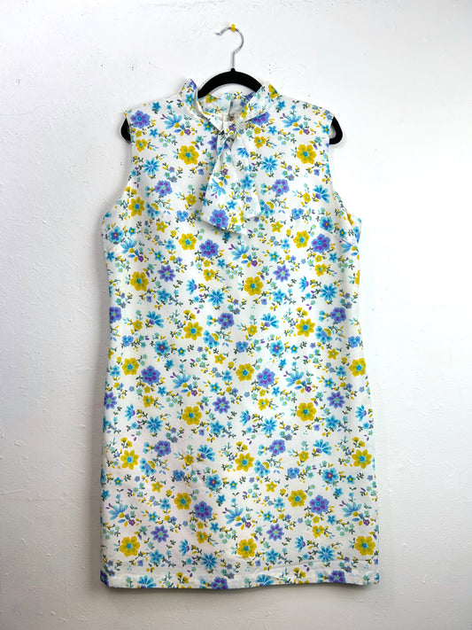Flirty Floral Tie Dress