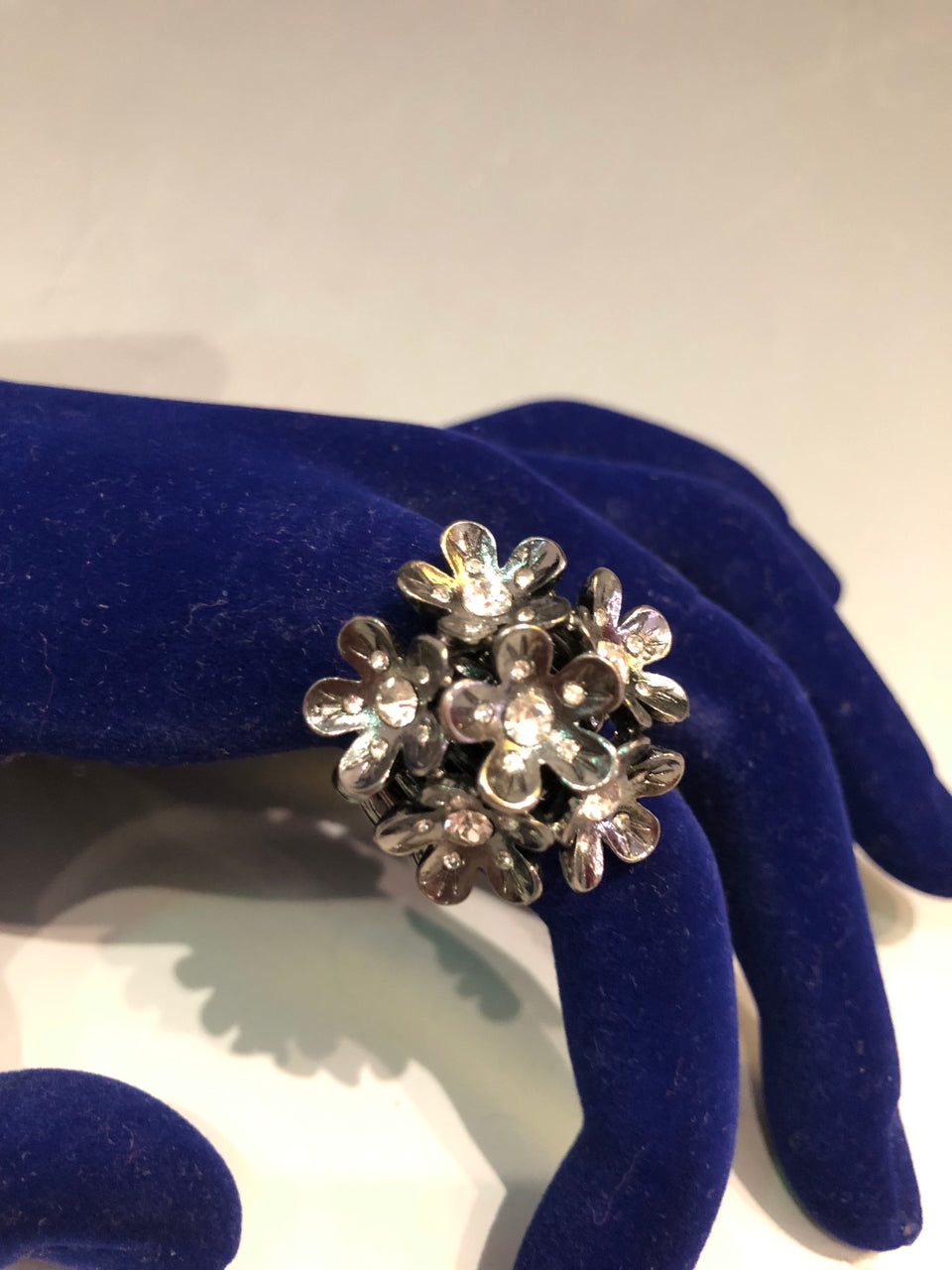 Flower Cluster Ring