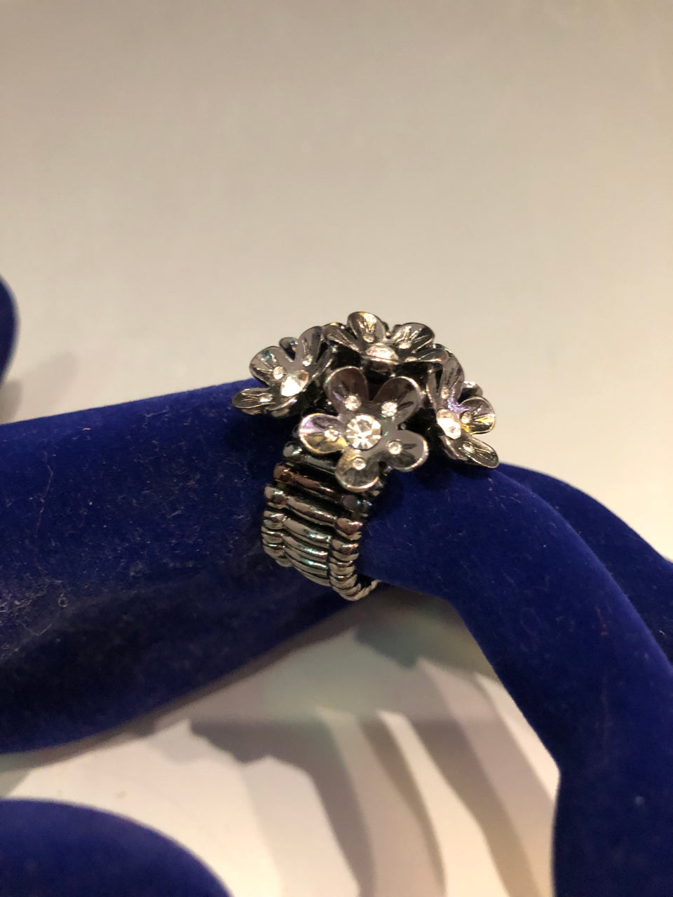 Flower Cluster Ring