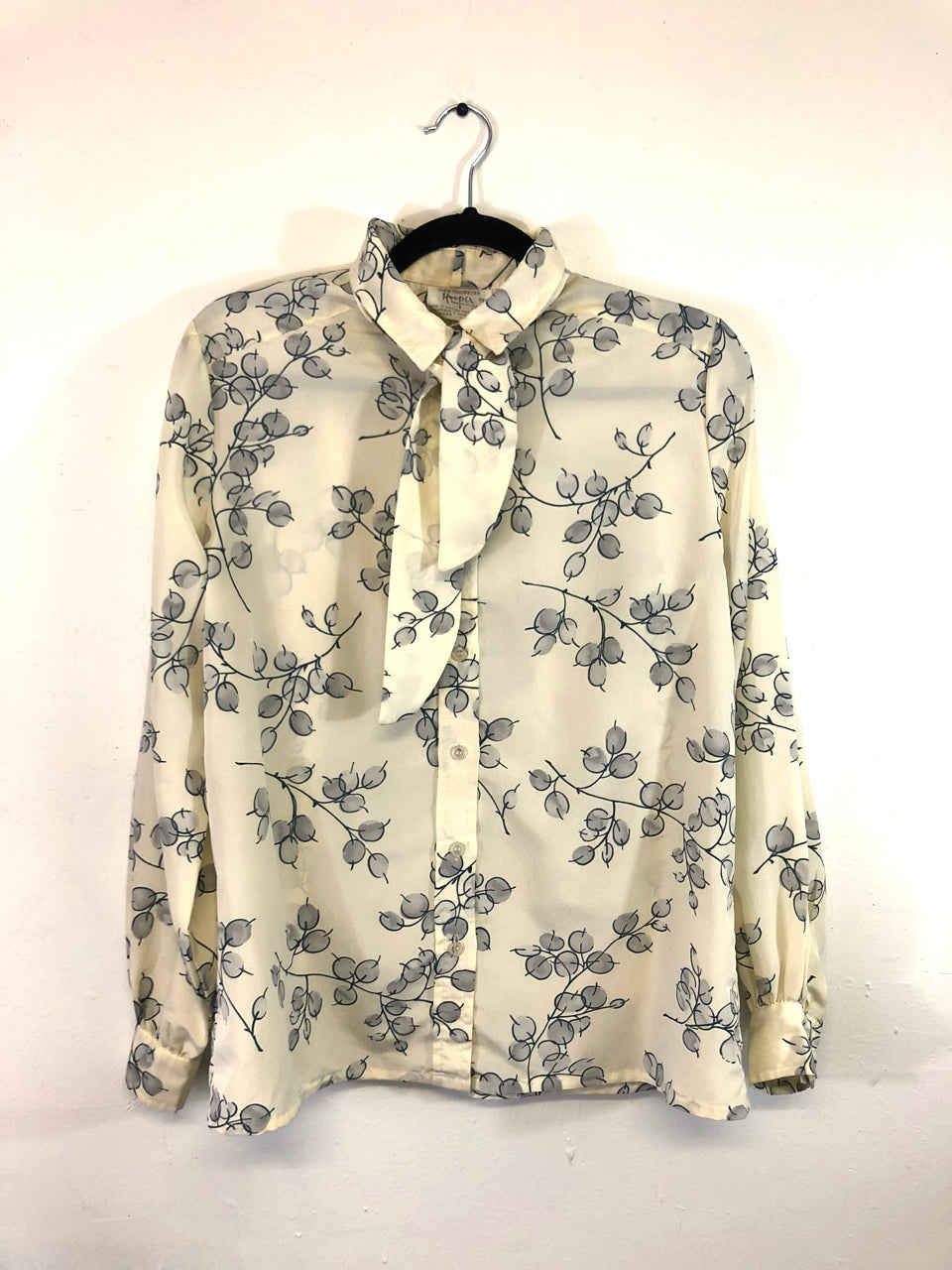 Hooper Tie Top