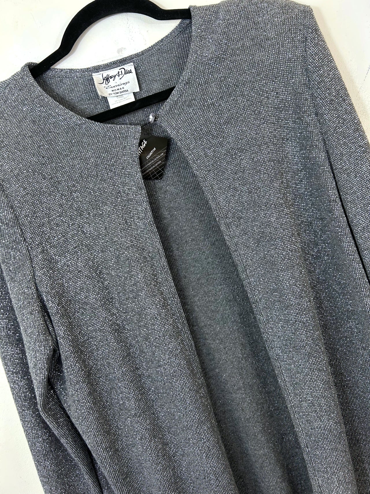 Jeffrey & Dara Evenings Woman By Tom Barra Jacket