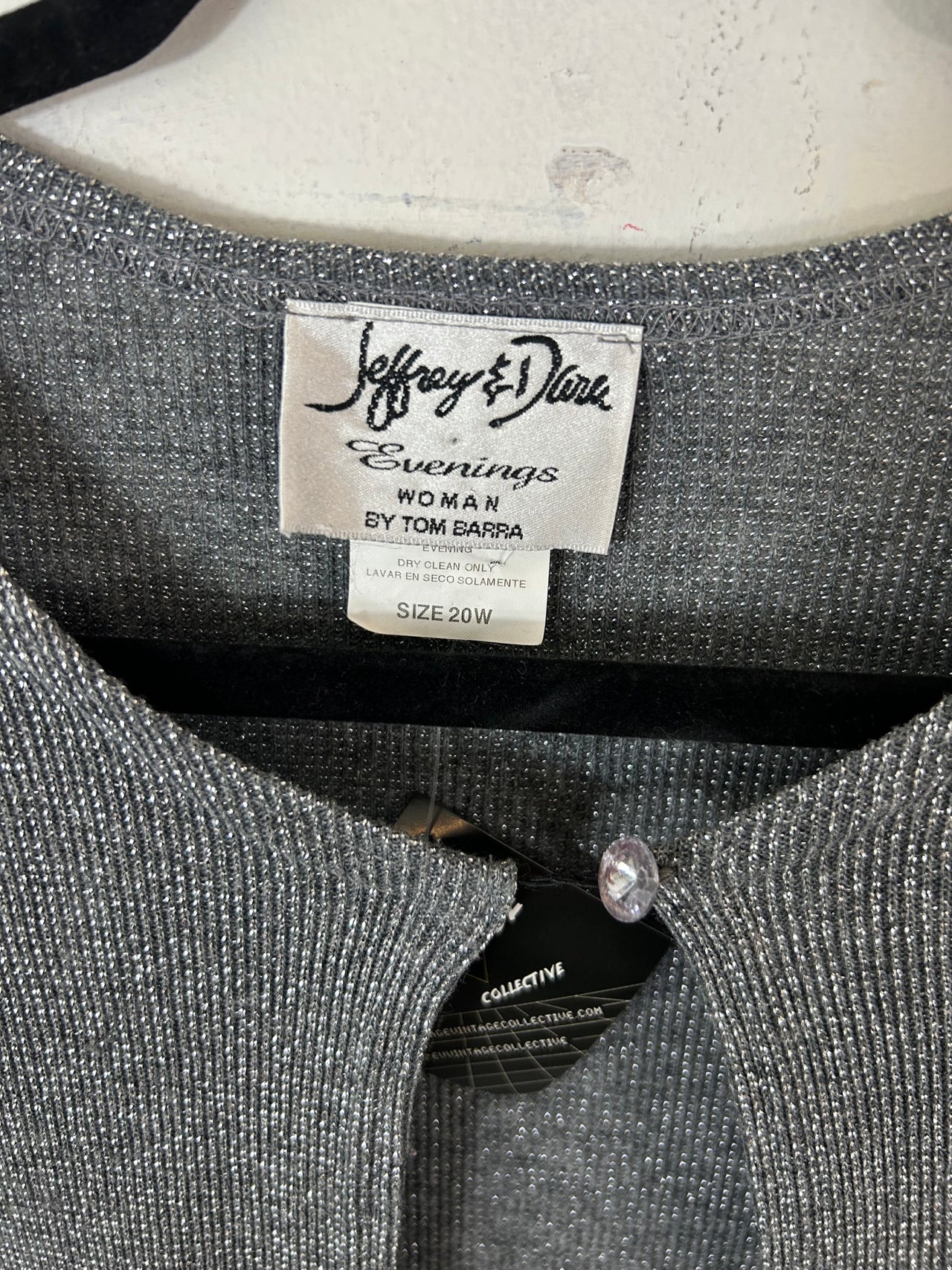 Jeffrey & Dara Evenings Woman By Tom Barra Jacket