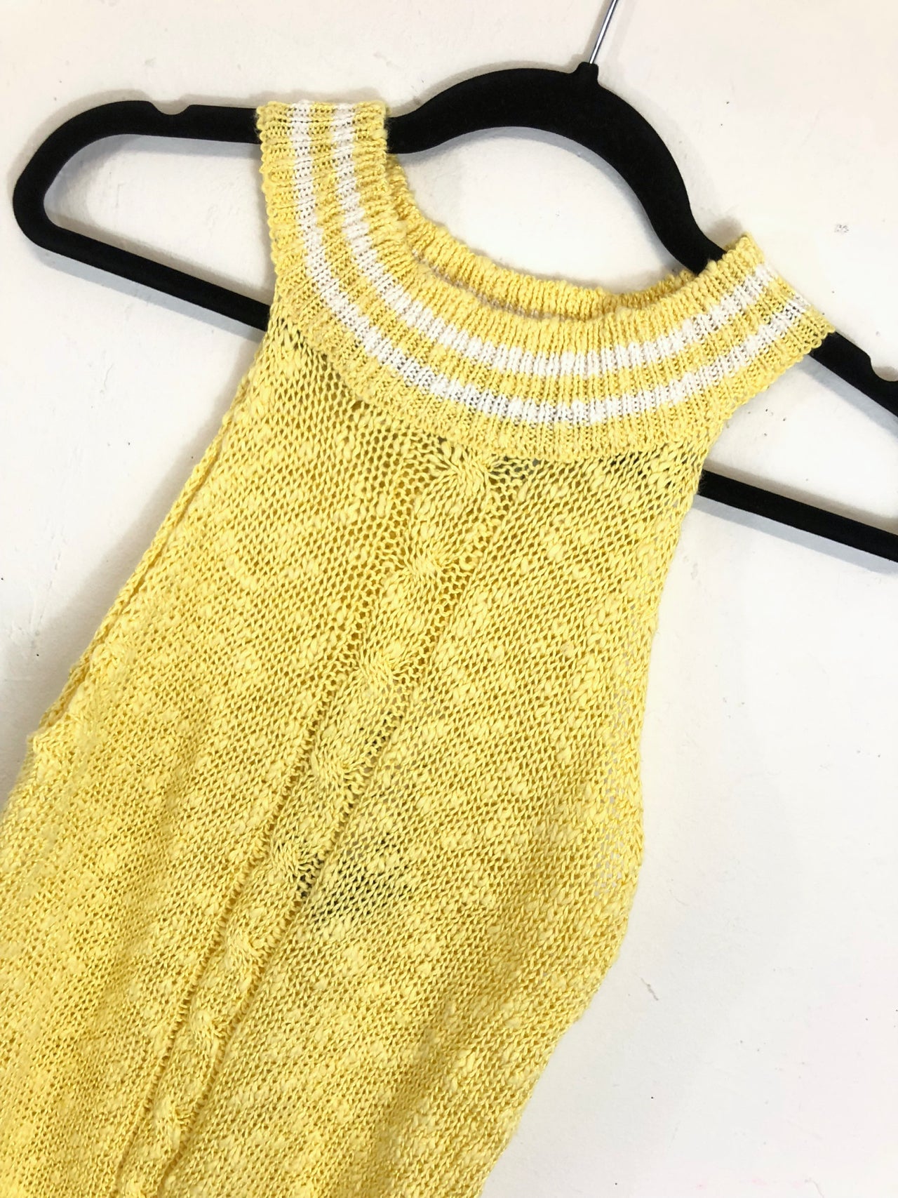 Wye Oaks Blue Sleeveless Striped Turtleneck Sweater Yellow (Deadstock)