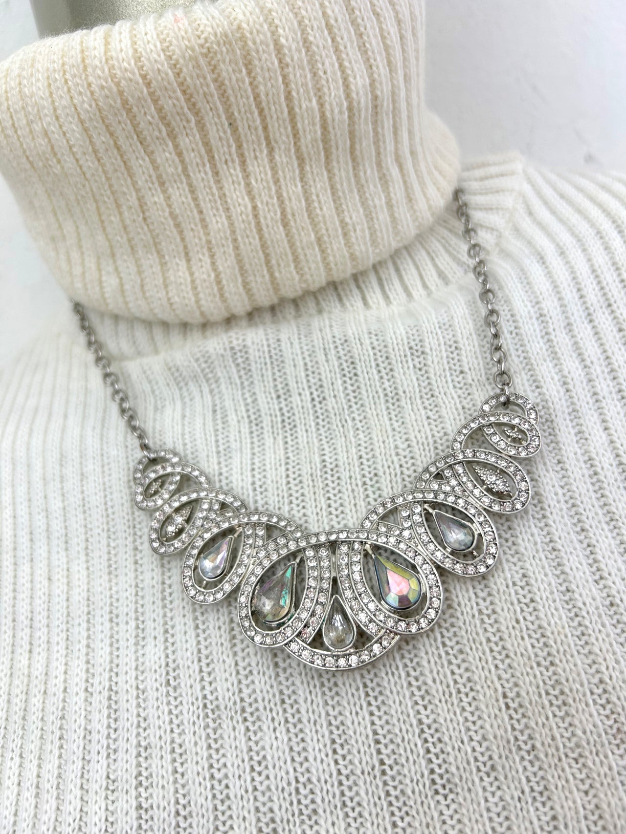 Silver & Rhinestones Necklace