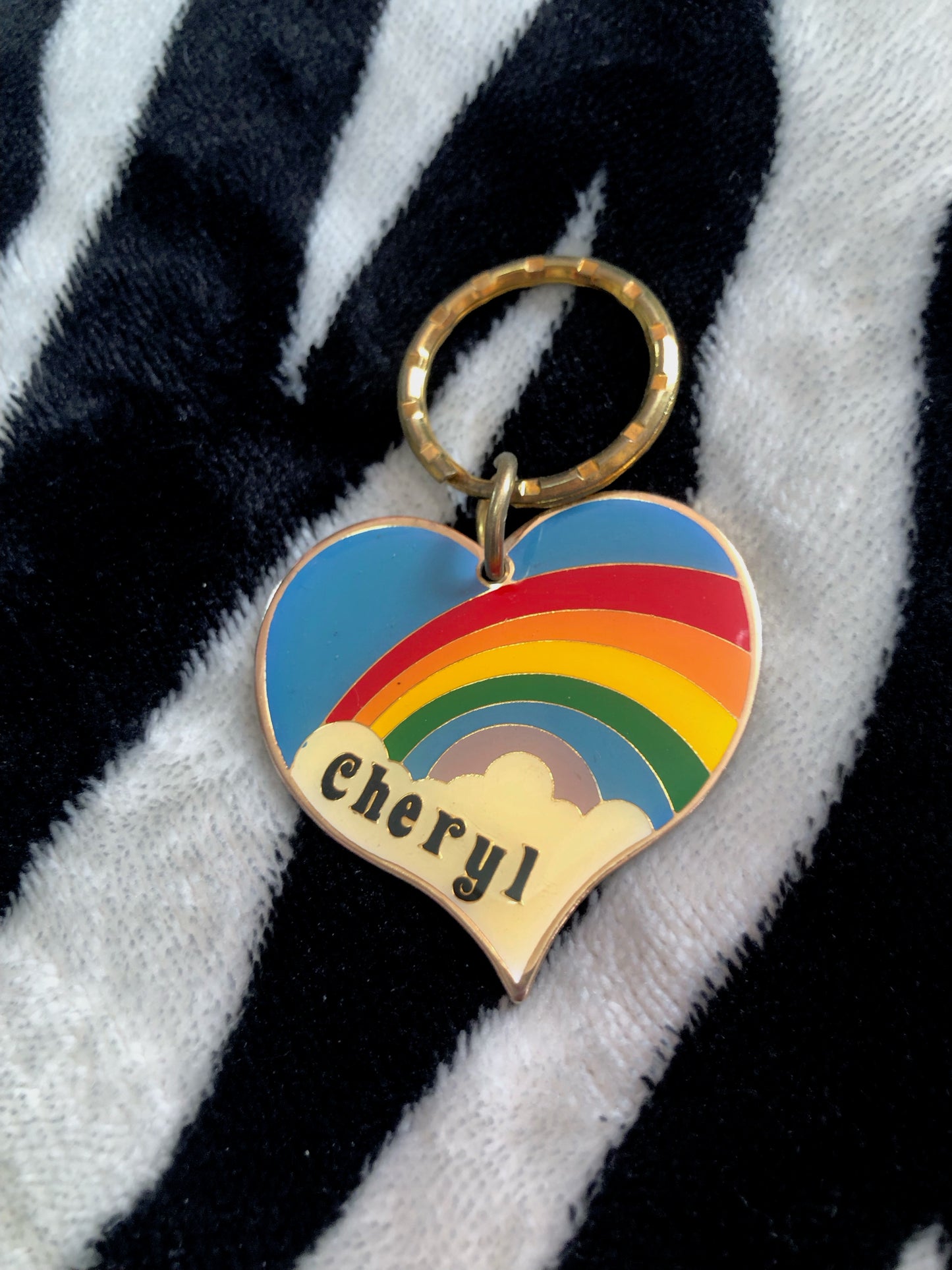 80s Rainbow Heart Name Keychain (Cheryl)