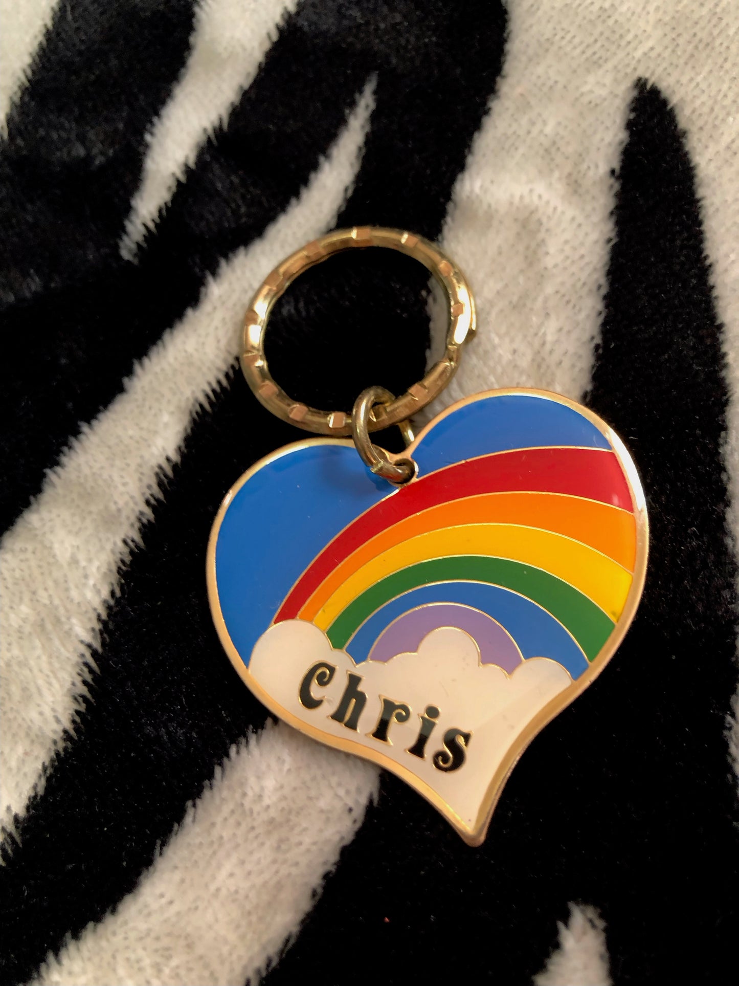 80s Rainbow Heart Name Keychain (Chris)