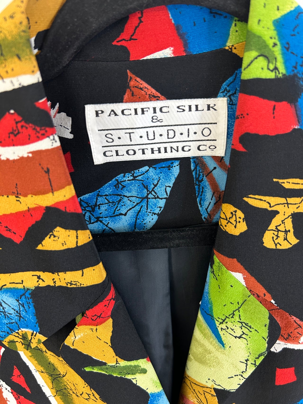 Pacific Silk & Studio Clothing Co Blazer