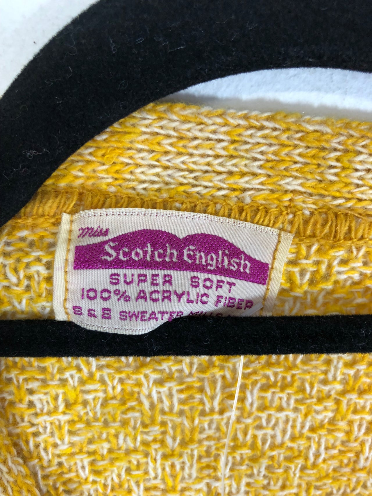 Scotch English Yellow Short-Sleeved Sweater - Yellow (Deadstock)