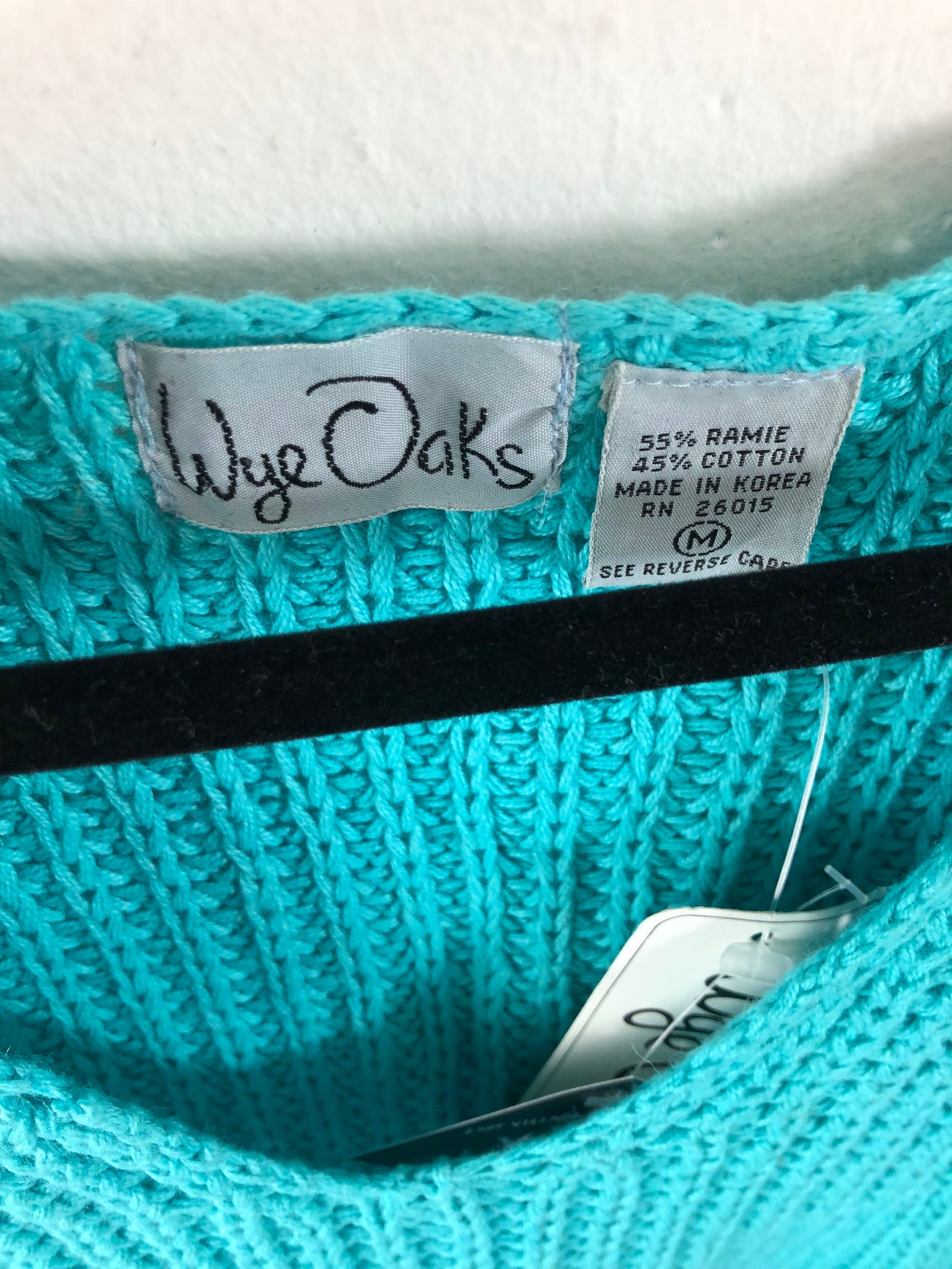 Wye Oaks Sleeveless V-Neck Sweater - Turquoise (Deadstock)