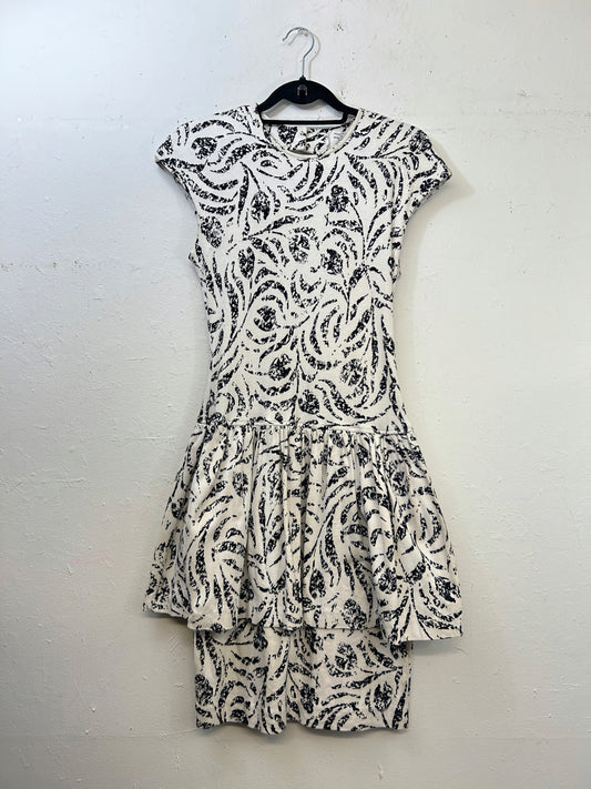 Maggy London White & Black 80s Dress