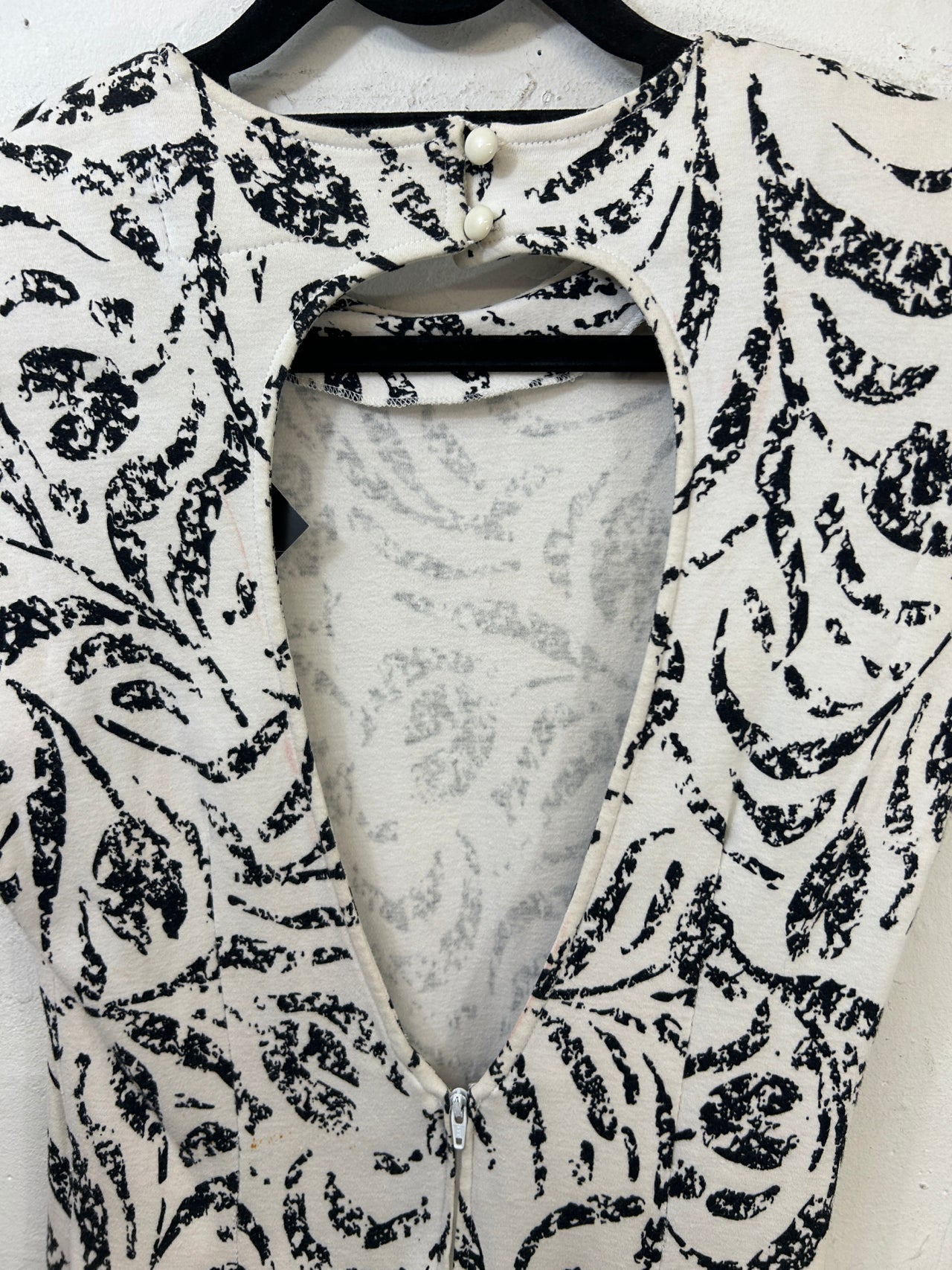 Maggy London White & Black 80s Dress