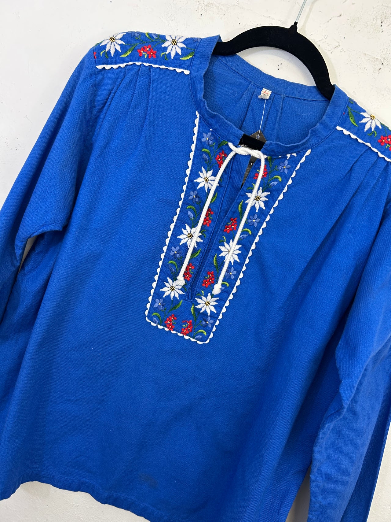 Embroidered 70s Blouse