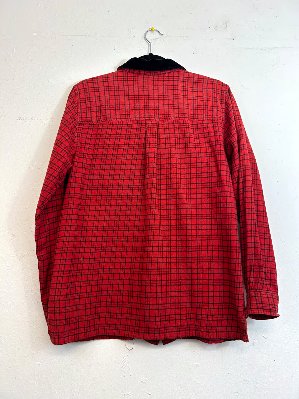 Red & Black Plaid Zip-Up Jacket with Velvet Collar