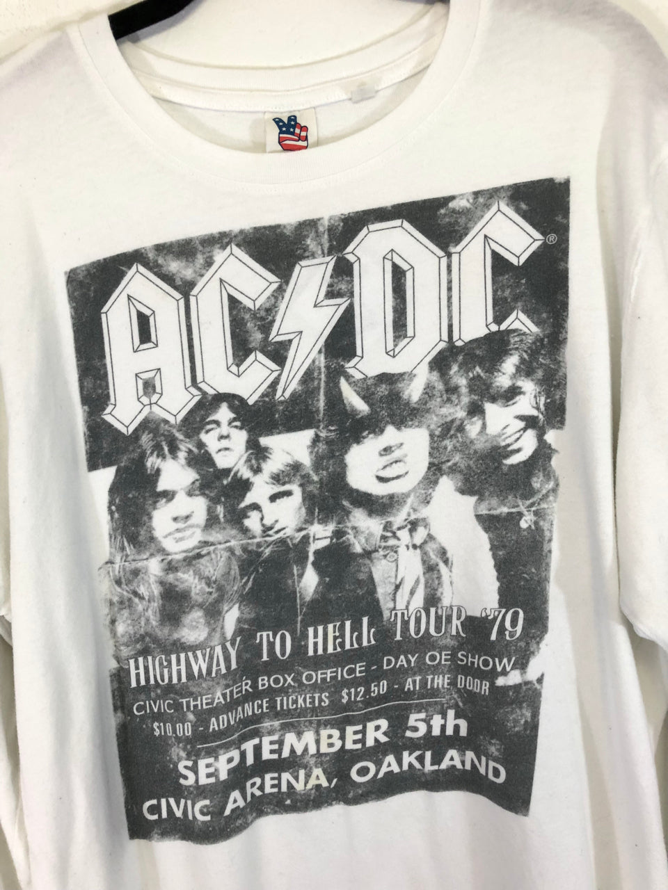 AC/DC Long-Sleeved T-Shirt