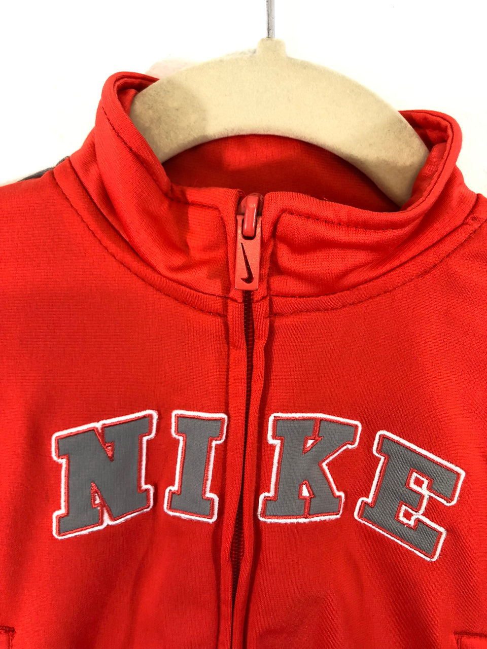 Boys red nike jacket online