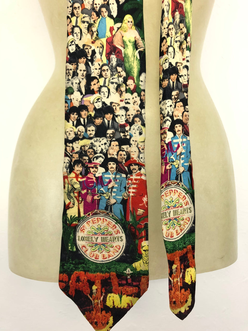 The Beatles Sgt Pepper's Lonely Hearts Club Band Tie
