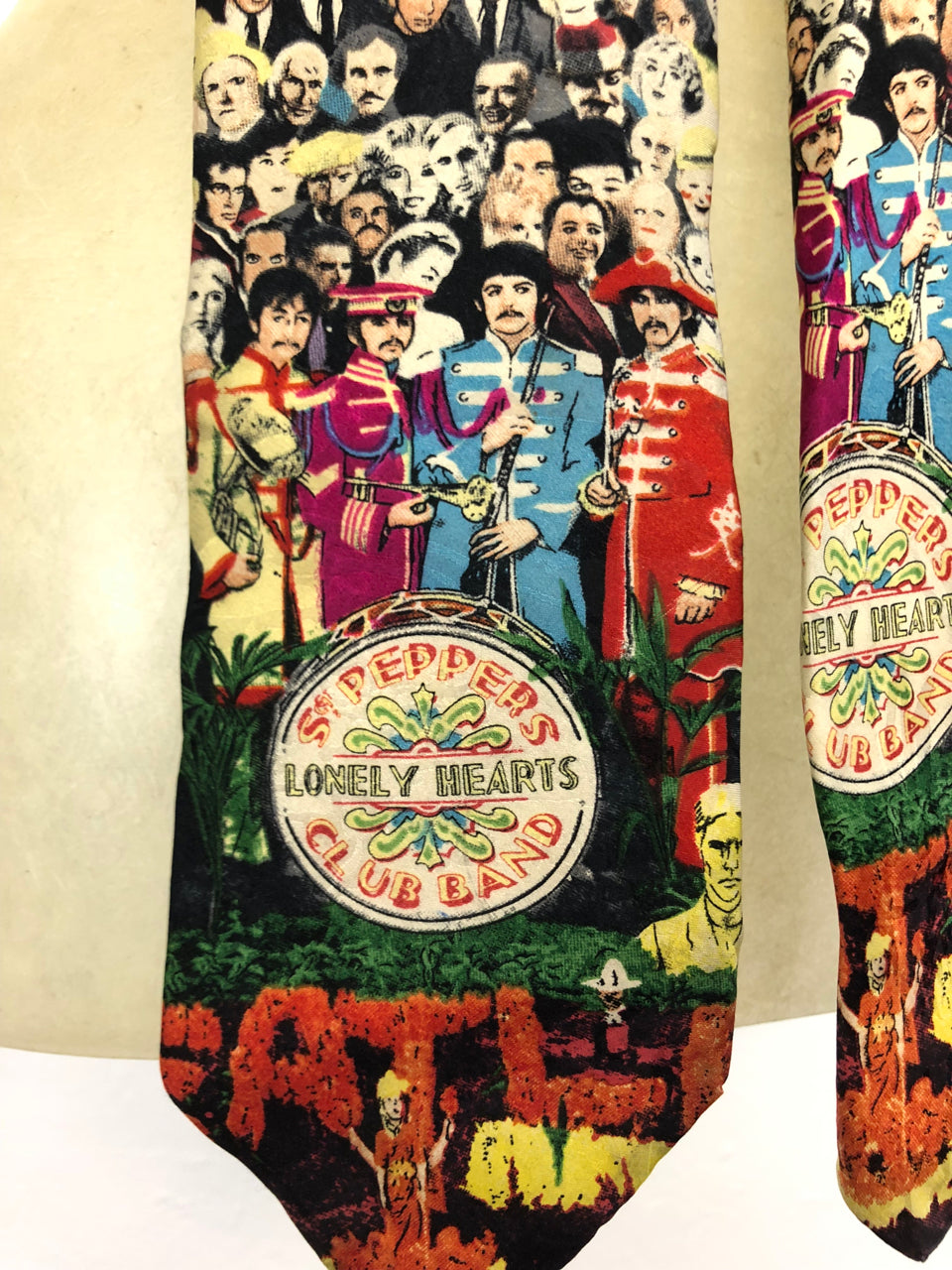 The Beatles Sgt Pepper's Lonely Hearts Club Band Tie