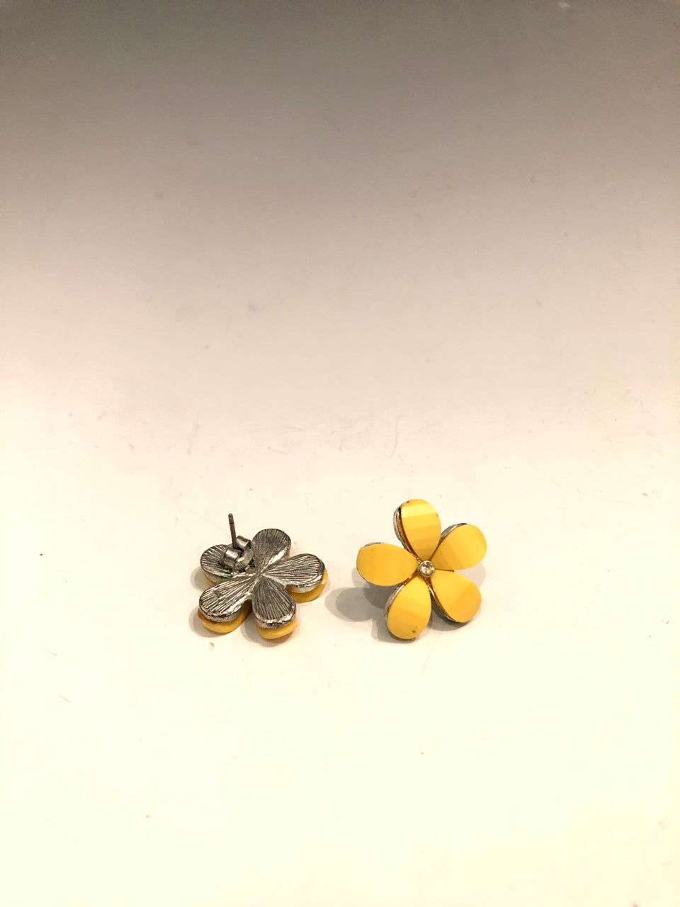 70s Yellow Flower Earrings